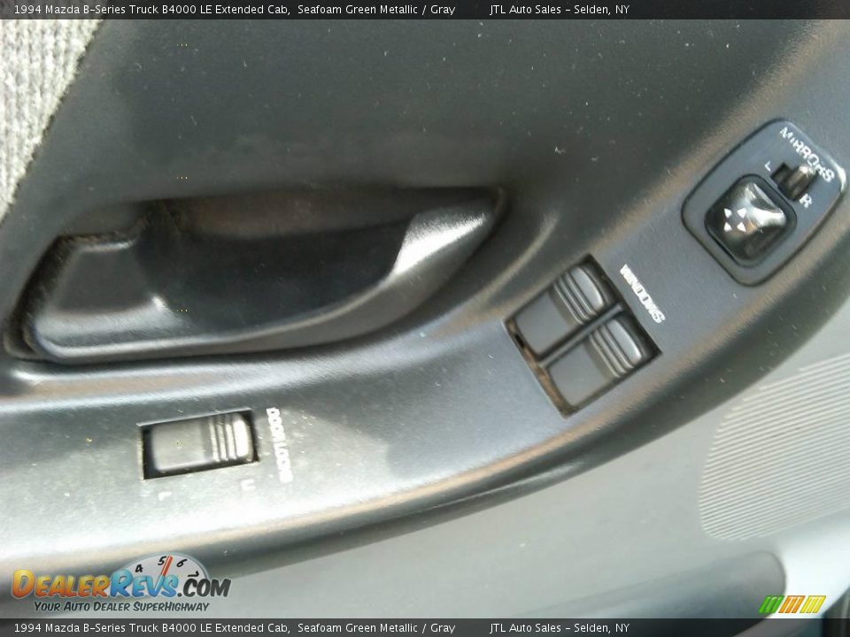 1994 Mazda B-Series Truck B4000 LE Extended Cab Seafoam Green Metallic / Gray Photo #18