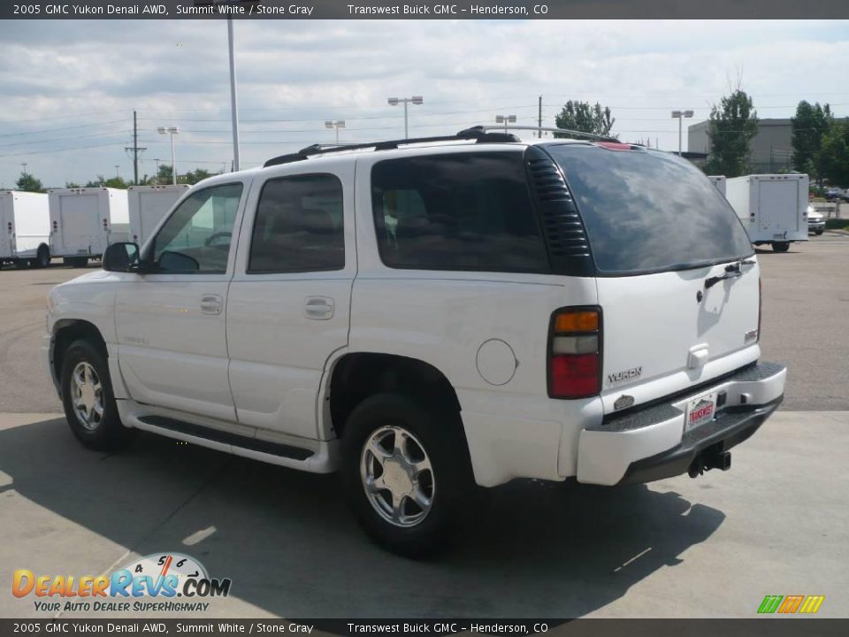 2005 GMC Yukon Denali AWD Summit White / Stone Gray Photo #4