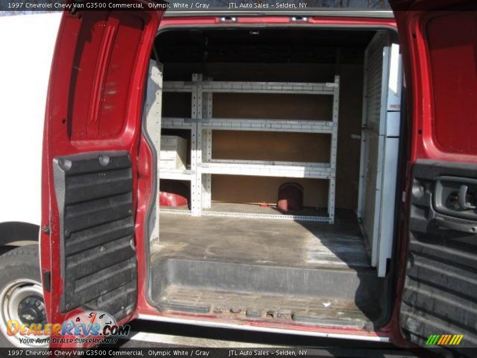 1997 Chevrolet Chevy Van G3500 Commercial Olympic White / Gray Photo #7