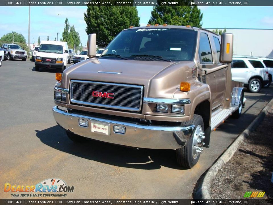 2006 GMC C Series TopKick C4500 Crew Cab Chassis 5th Wheel Sandstone Beige Metallic / Light Neutral Photo #3