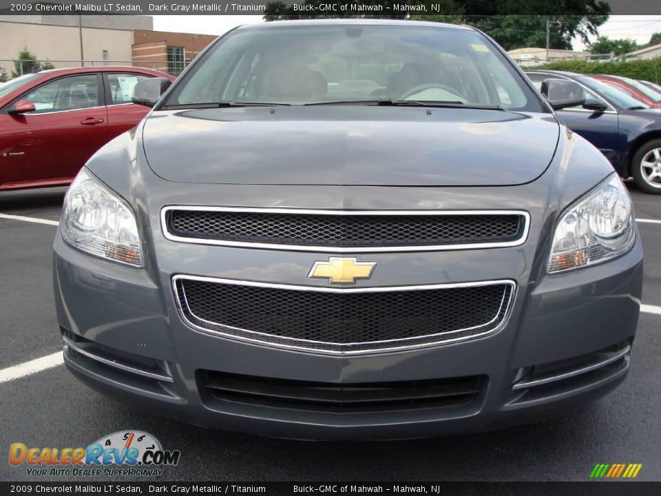 2009 Chevrolet Malibu LT Sedan Dark Gray Metallic / Titanium Photo #2