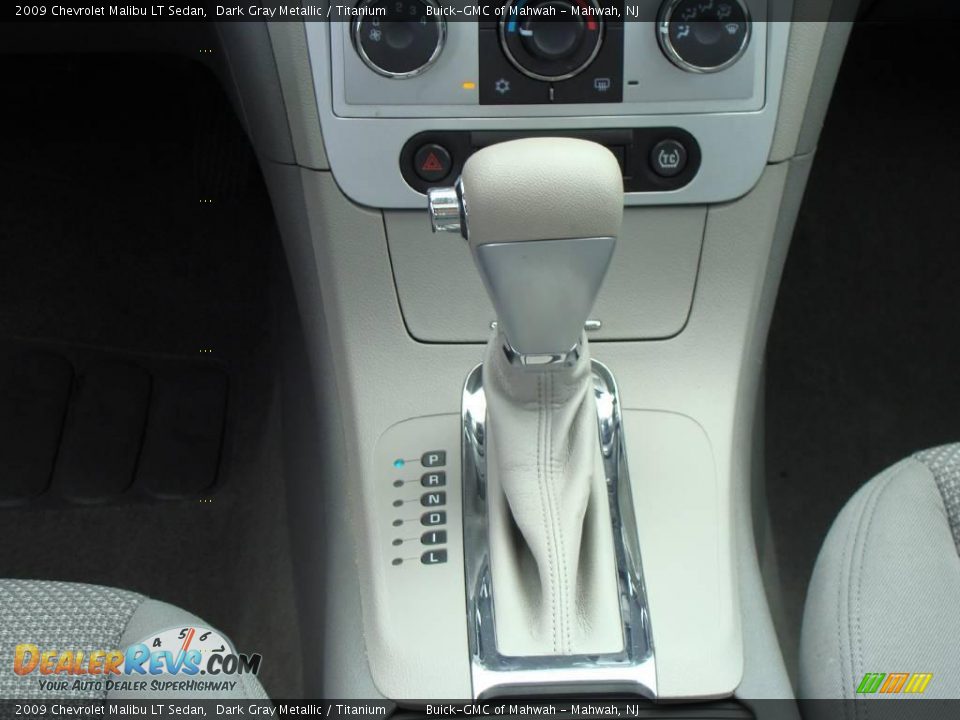 2009 Chevrolet Malibu LT Sedan Dark Gray Metallic / Titanium Photo #20