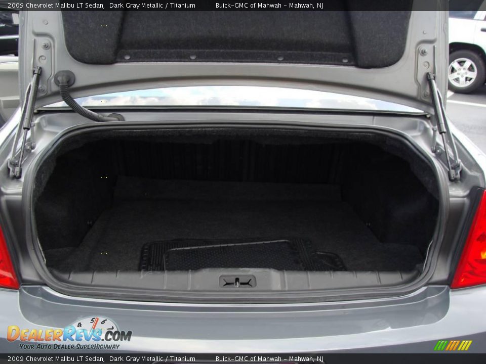 2009 Chevrolet Malibu LT Sedan Dark Gray Metallic / Titanium Photo #23