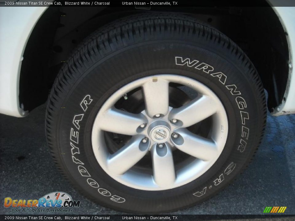 2009 Nissan Titan SE Crew Cab Blizzard White / Charcoal Photo #7