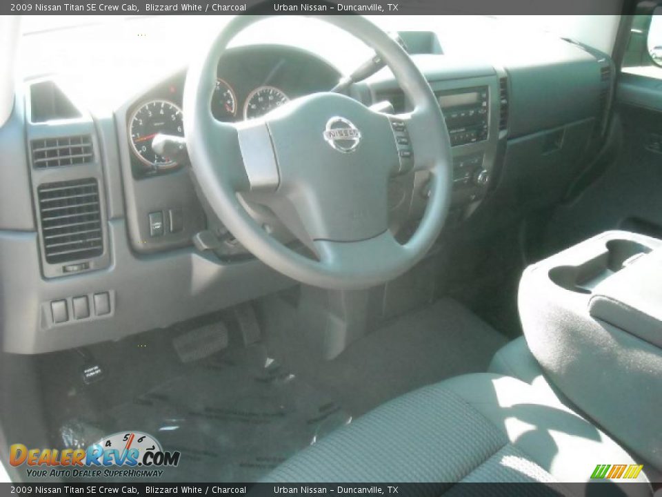 2009 Nissan Titan SE Crew Cab Blizzard White / Charcoal Photo #10
