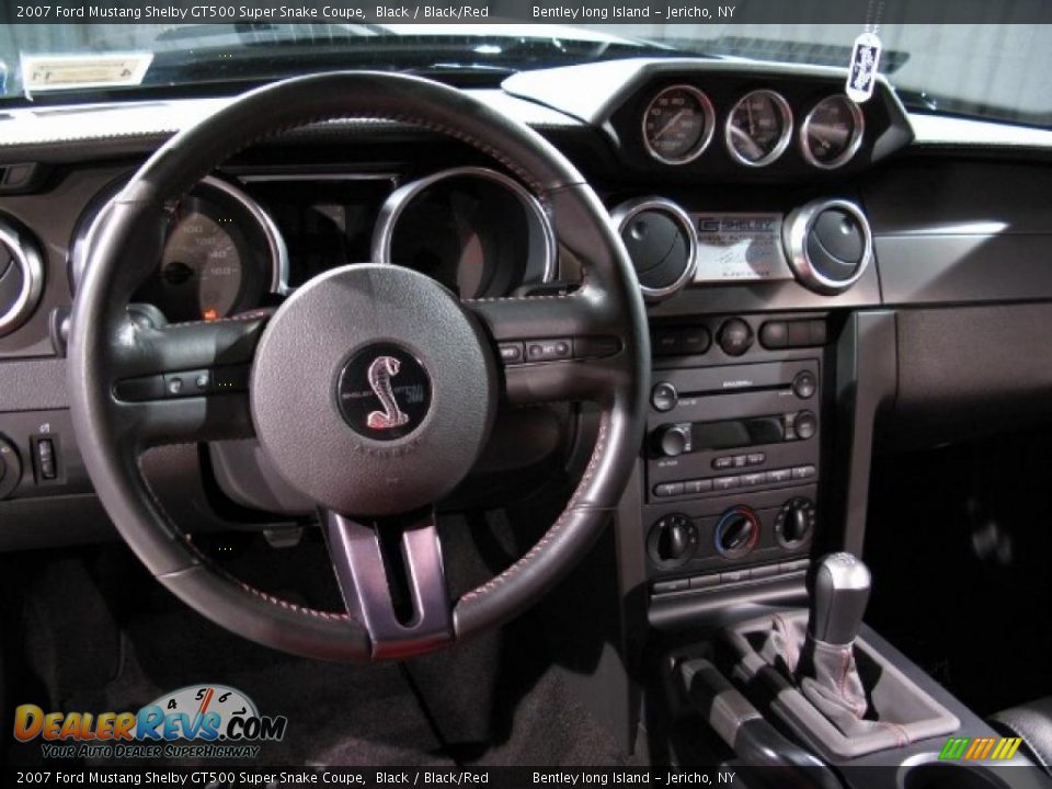 Dashboard of 2007 Ford Mustang Shelby GT500 Super Snake Coupe Photo #8