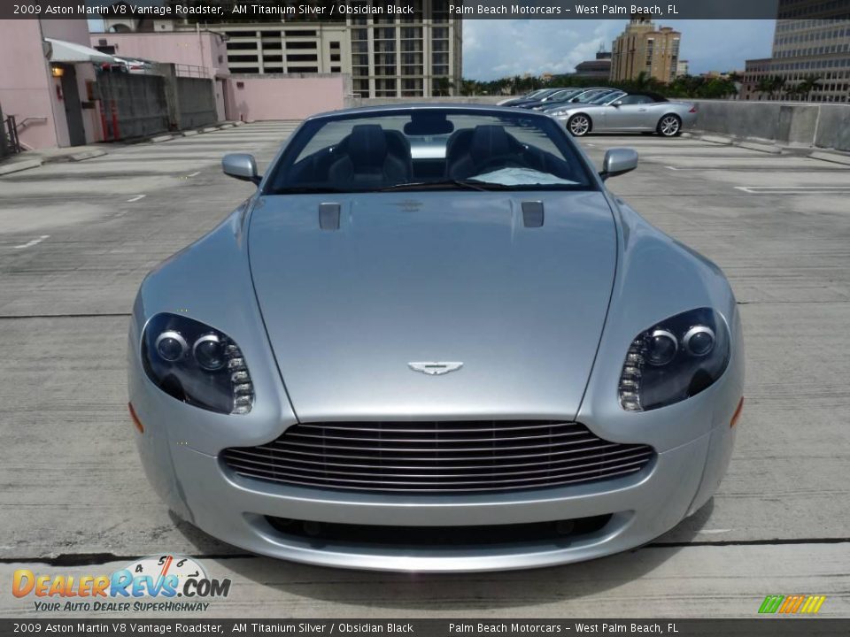 2009 Aston Martin V8 Vantage Roadster AM Titanium Silver / Obsidian Black Photo #2