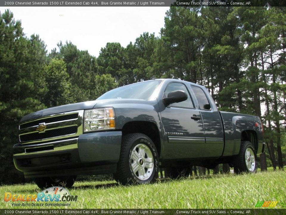 2009 Chevrolet Silverado 1500 LT Extended Cab 4x4 Blue Granite Metallic / Light Titanium Photo #2