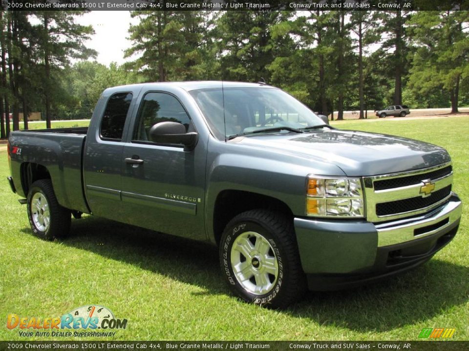 2009 Chevrolet Silverado 1500 LT Extended Cab 4x4 Blue Granite Metallic / Light Titanium Photo #3