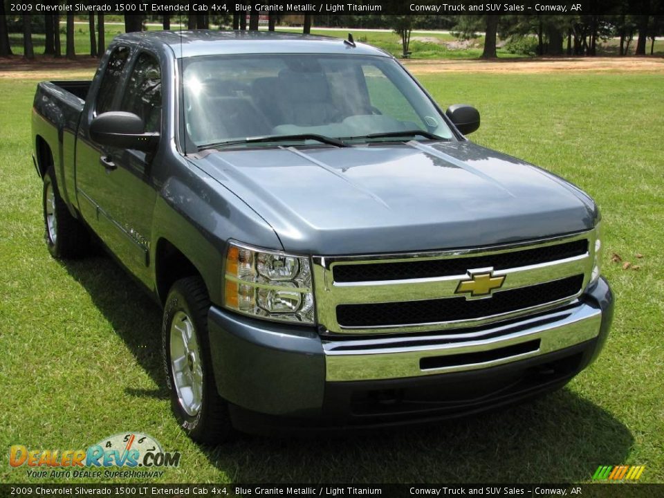 2009 Chevrolet Silverado 1500 LT Extended Cab 4x4 Blue Granite Metallic / Light Titanium Photo #7