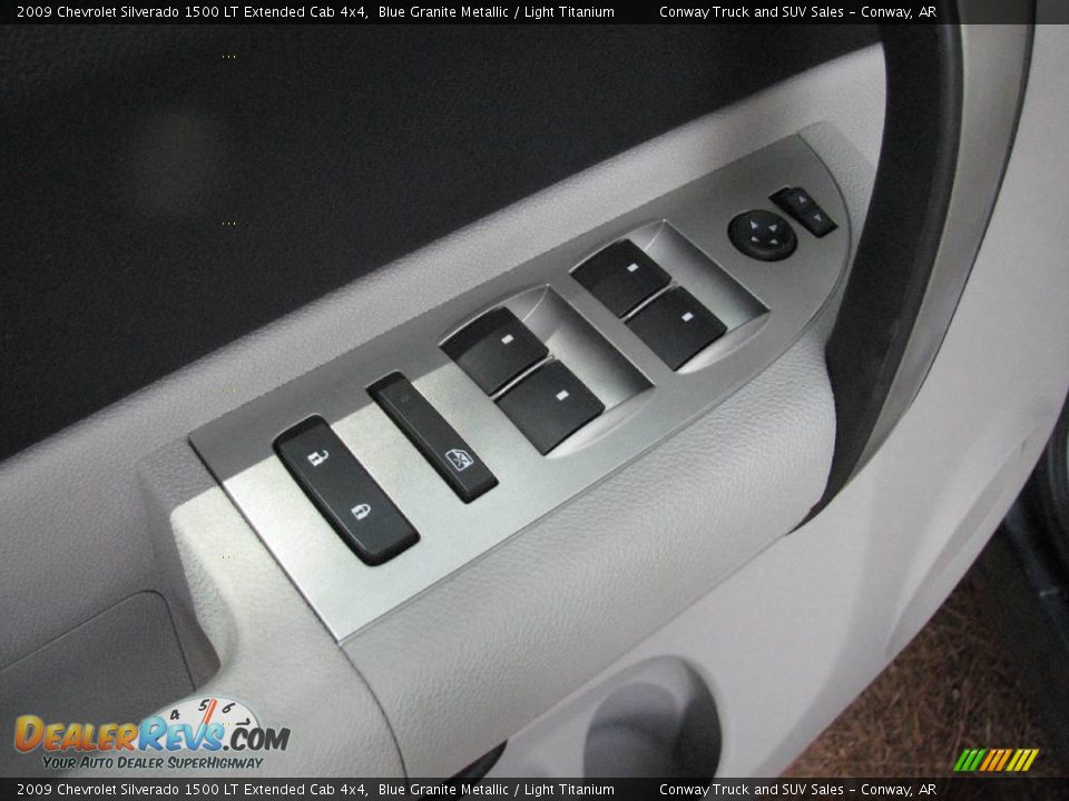 2009 Chevrolet Silverado 1500 LT Extended Cab 4x4 Blue Granite Metallic / Light Titanium Photo #23
