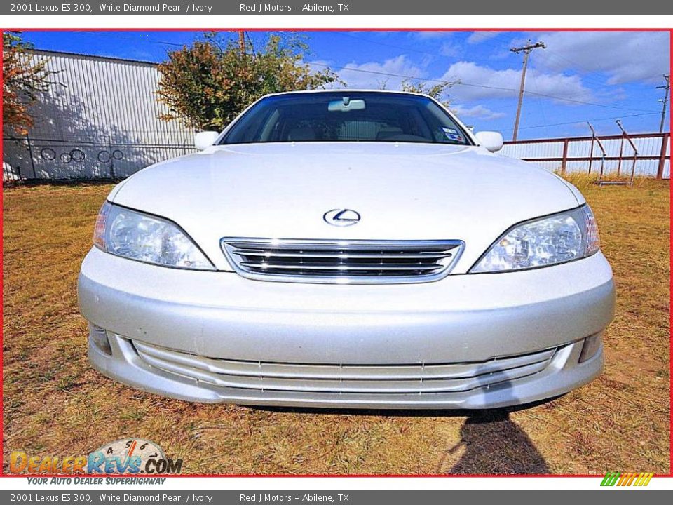 2001 Lexus ES 300 White Diamond Pearl / Ivory Photo #9