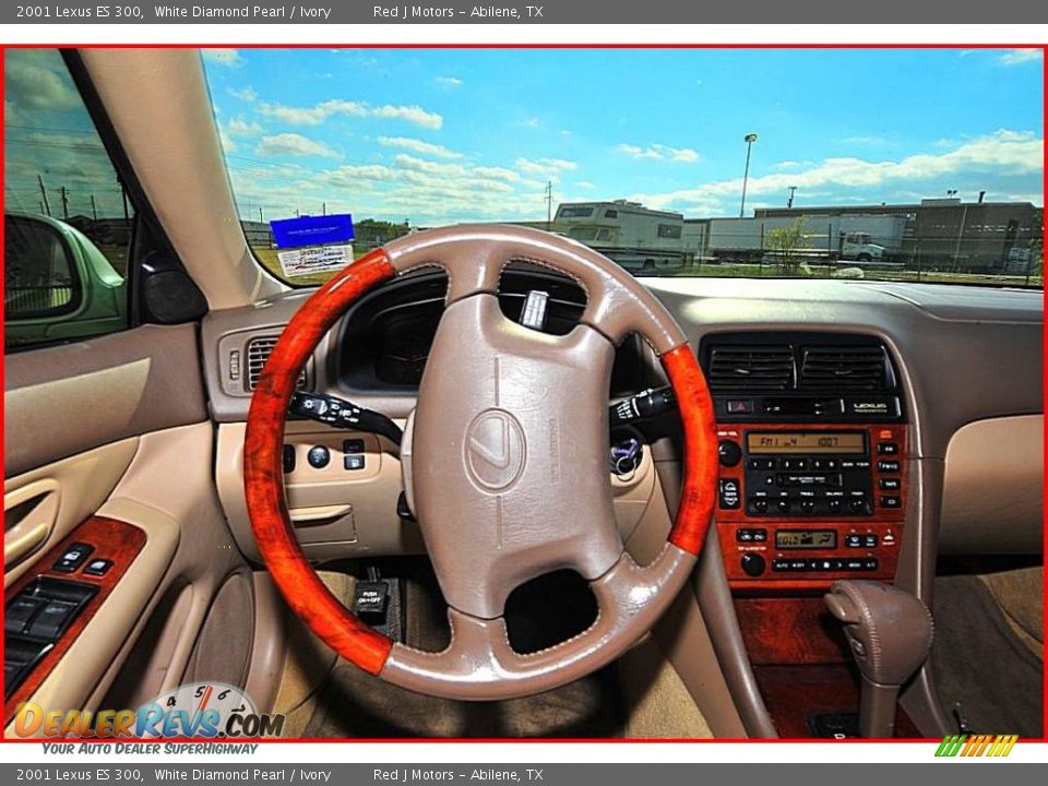 2001 Lexus ES 300 White Diamond Pearl / Ivory Photo #21