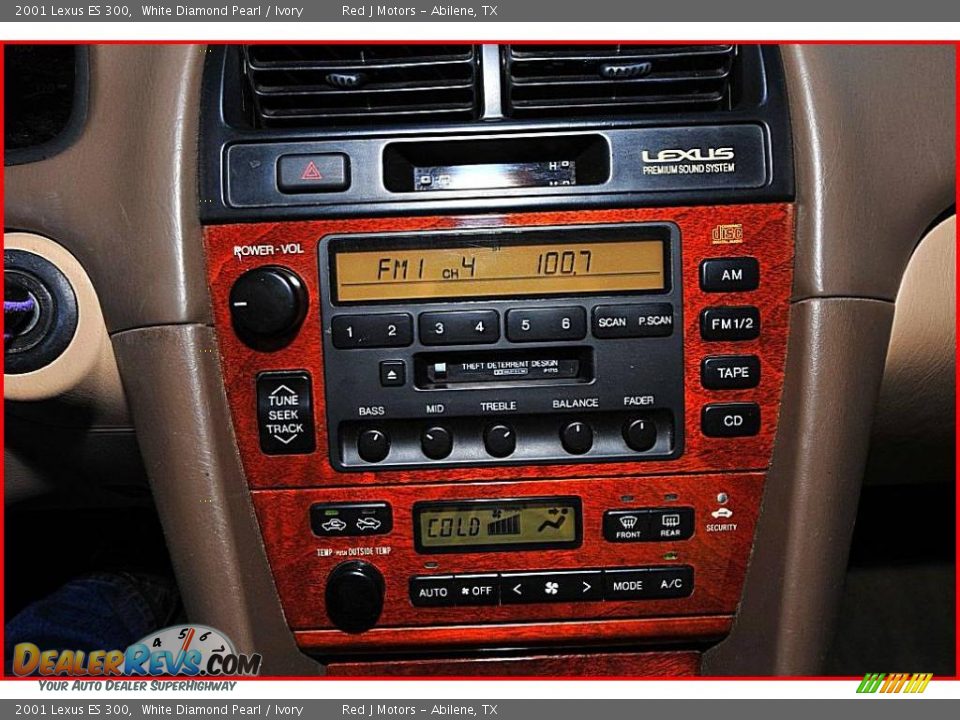 2001 Lexus ES 300 White Diamond Pearl / Ivory Photo #24