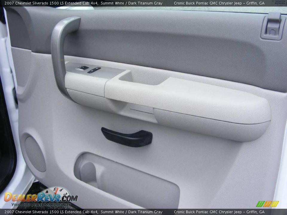 2007 Chevrolet Silverado 1500 LS Extended Cab 4x4 Summit White / Dark Titanium Gray Photo #19