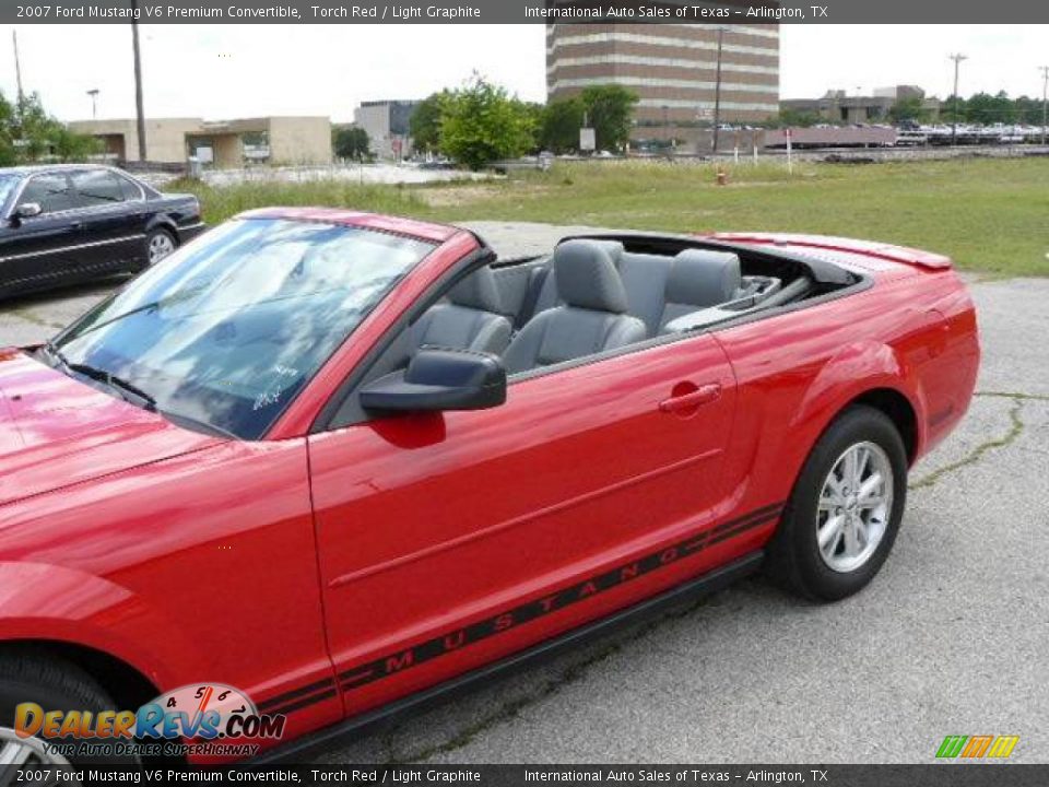 2007 Ford Mustang V6 Premium Convertible Torch Red / Light Graphite Photo #12