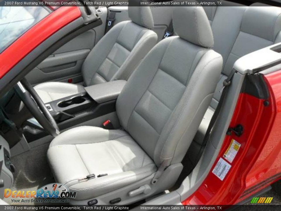 2007 Ford Mustang V6 Premium Convertible Torch Red / Light Graphite Photo #14
