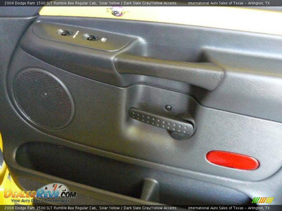 2004 Dodge Ram 1500 SLT Rumble Bee Regular Cab Solar Yellow / Dark Slate Gray/Yellow Accents Photo #21
