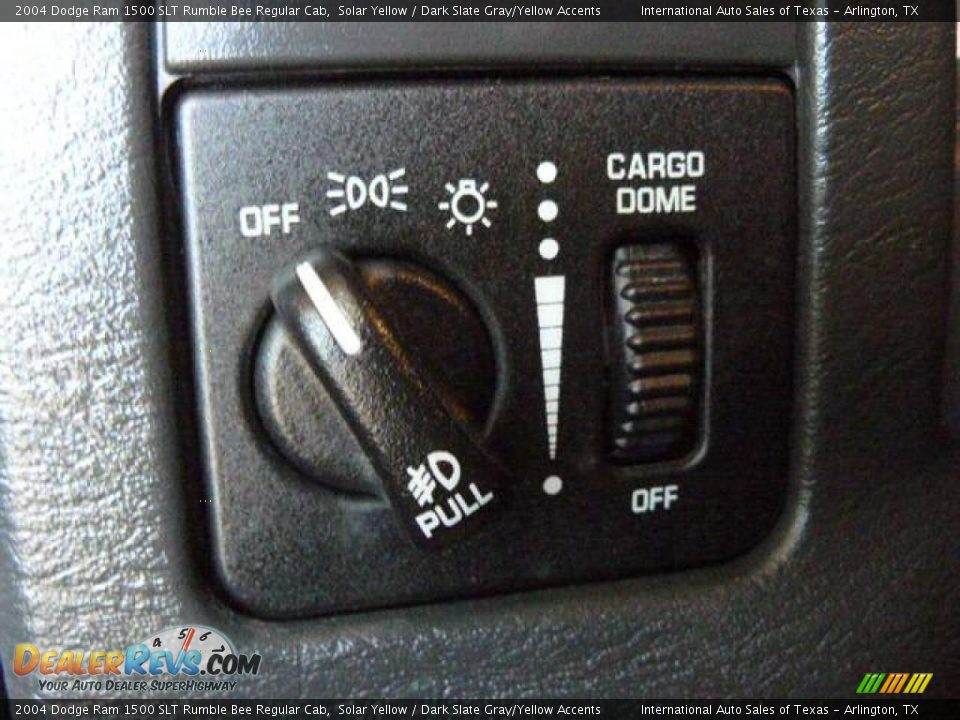 2004 Dodge Ram 1500 SLT Rumble Bee Regular Cab Solar Yellow / Dark Slate Gray/Yellow Accents Photo #24