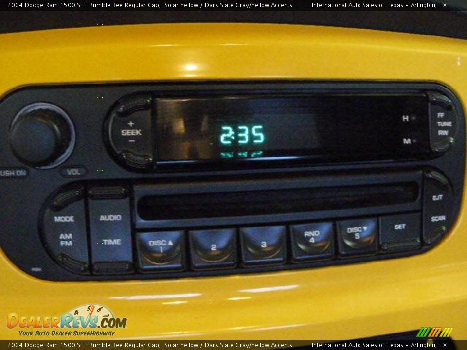 2004 Dodge Ram 1500 SLT Rumble Bee Regular Cab Solar Yellow / Dark Slate Gray/Yellow Accents Photo #25