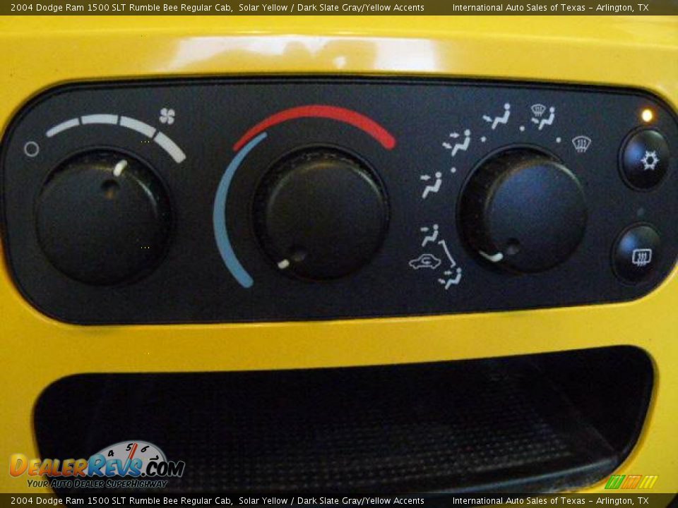 2004 Dodge Ram 1500 SLT Rumble Bee Regular Cab Solar Yellow / Dark Slate Gray/Yellow Accents Photo #26