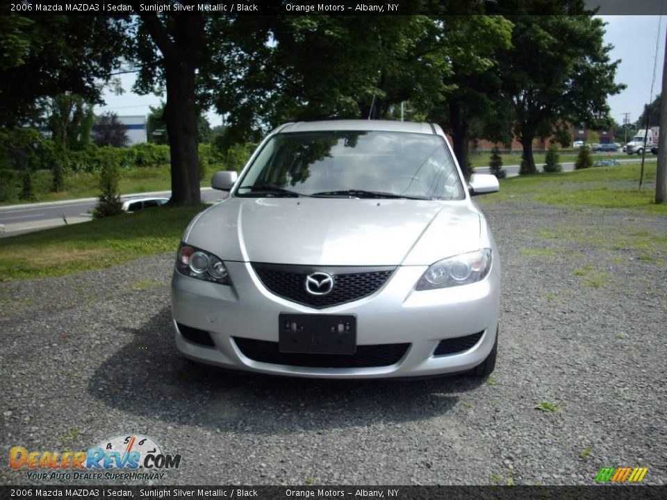 2006 Mazda MAZDA3 i Sedan Sunlight Silver Metallic / Black Photo #3