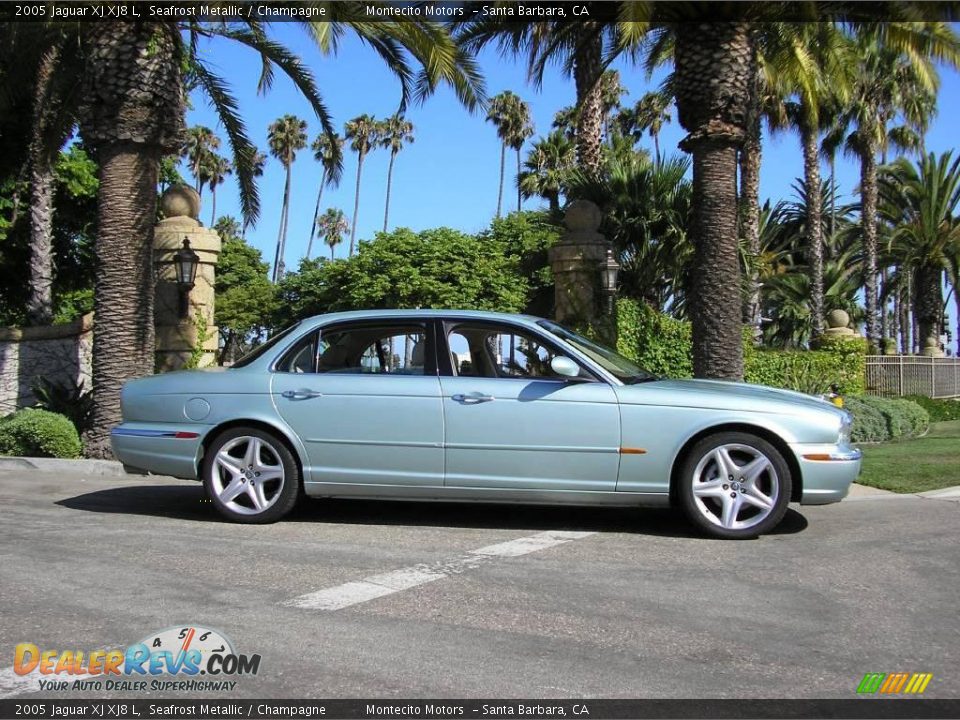 2005 Jaguar XJ XJ8 L Seafrost Metallic / Champagne Photo #4