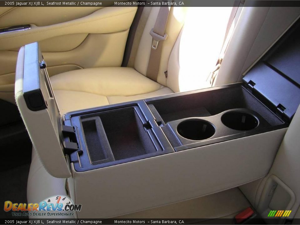 2005 Jaguar XJ XJ8 L Seafrost Metallic / Champagne Photo #18