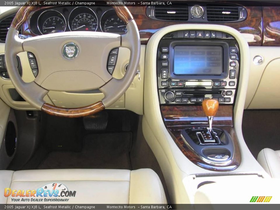 2005 Jaguar XJ XJ8 L Seafrost Metallic / Champagne Photo #19