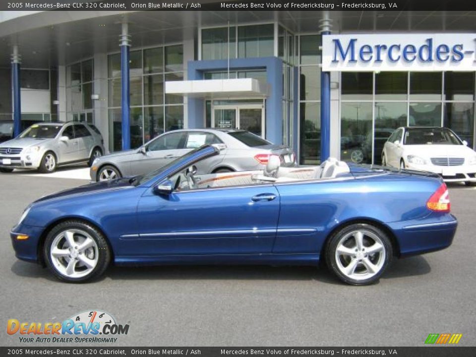 2005 Mercedes-Benz CLK 320 Cabriolet Orion Blue Metallic / Ash Photo #2