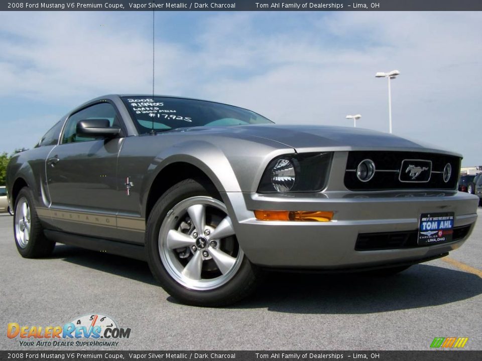 2008 Ford Mustang V6 Premium Coupe Vapor Silver Metallic / Dark Charcoal Photo #1