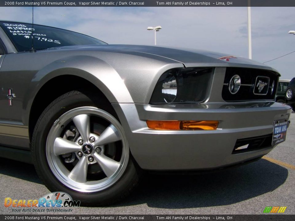 2008 Ford Mustang V6 Premium Coupe Vapor Silver Metallic / Dark Charcoal Photo #2