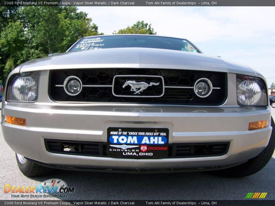 2008 Ford Mustang V6 Premium Coupe Vapor Silver Metallic / Dark Charcoal Photo #3