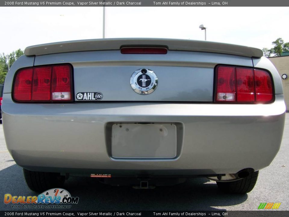 2008 Ford Mustang V6 Premium Coupe Vapor Silver Metallic / Dark Charcoal Photo #6