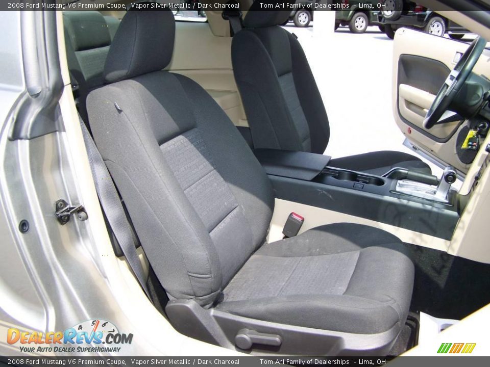 2008 Ford Mustang V6 Premium Coupe Vapor Silver Metallic / Dark Charcoal Photo #10