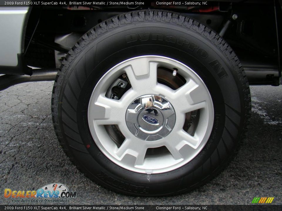 2009 Ford F150 XLT SuperCab 4x4 Brilliant Silver Metallic / Stone/Medium Stone Photo #15