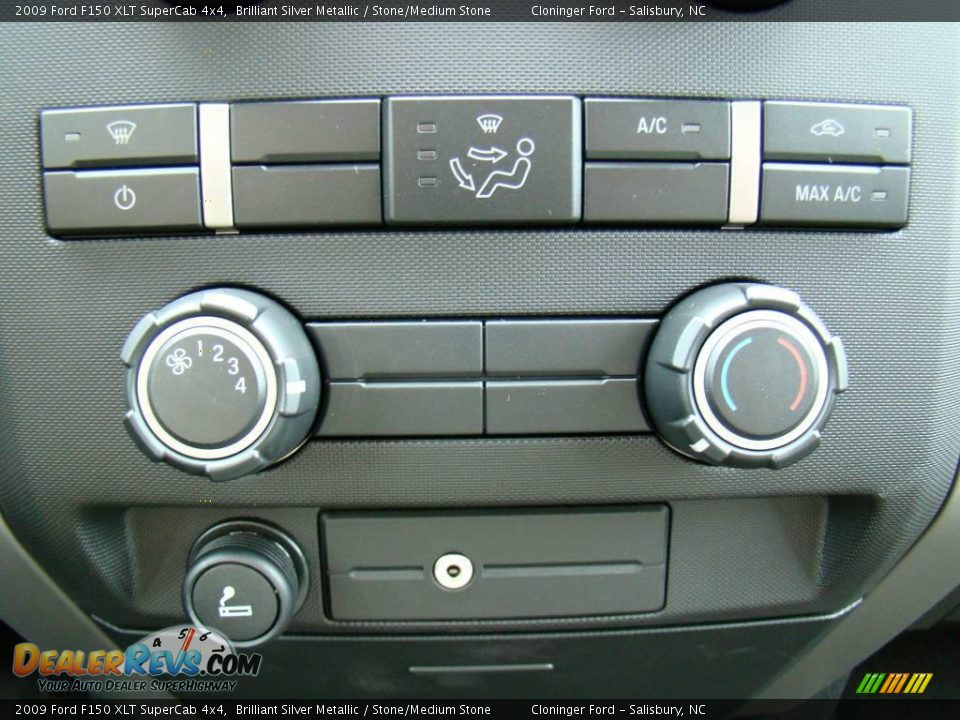 2009 Ford F150 XLT SuperCab 4x4 Brilliant Silver Metallic / Stone/Medium Stone Photo #23