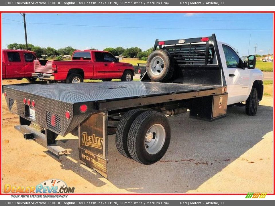 2007 Chevrolet Silverado 3500HD Regular Cab Chassis Stake Truck Summit White / Medium Gray Photo #6