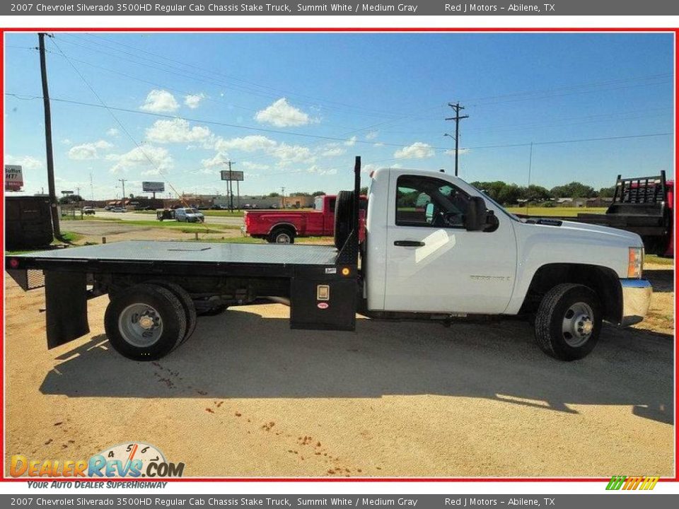 2007 Chevrolet Silverado 3500HD Regular Cab Chassis Stake Truck Summit White / Medium Gray Photo #7