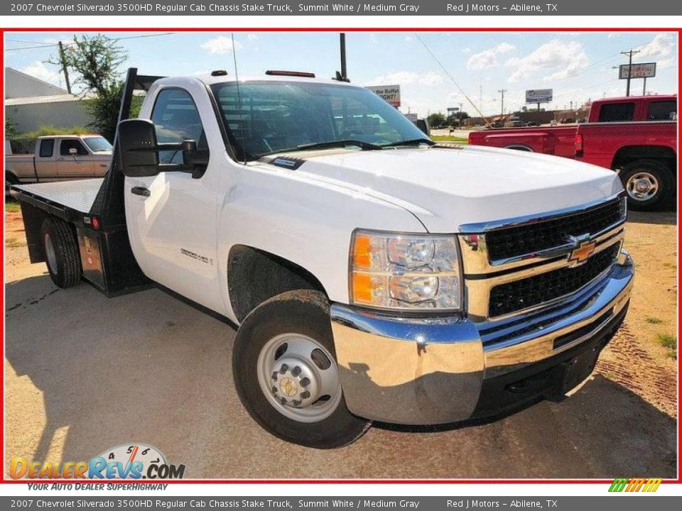 2007 Chevrolet Silverado 3500HD Regular Cab Chassis Stake Truck Summit White / Medium Gray Photo #8