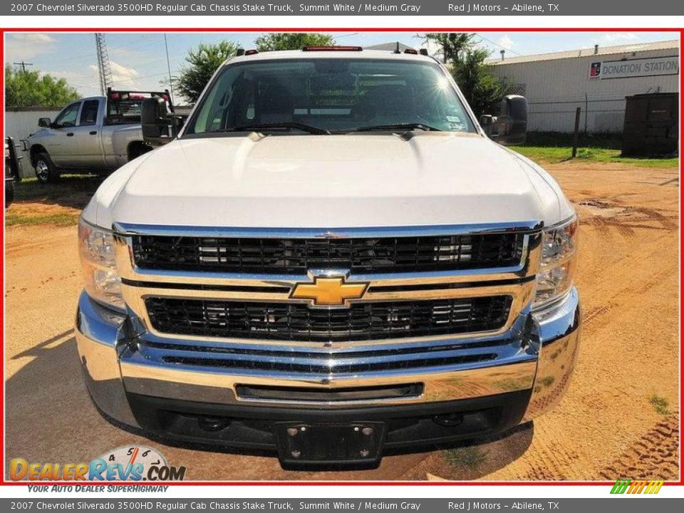 2007 Chevrolet Silverado 3500HD Regular Cab Chassis Stake Truck Summit White / Medium Gray Photo #9