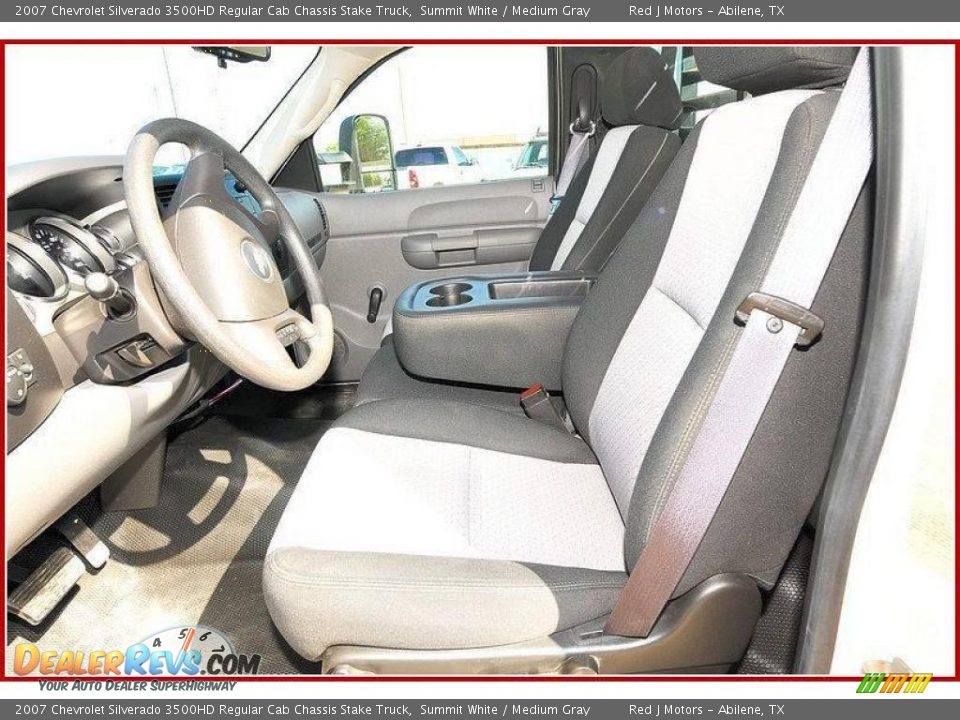 2007 Chevrolet Silverado 3500HD Regular Cab Chassis Stake Truck Summit White / Medium Gray Photo #17