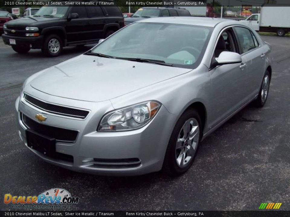 2010 Chevrolet Malibu LT Sedan Silver Ice Metallic / Titanium Photo #2