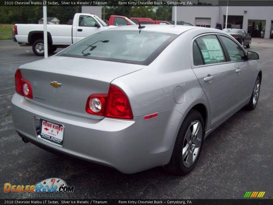 2010 Chevrolet Malibu LT Sedan Silver Ice Metallic / Titanium Photo #3