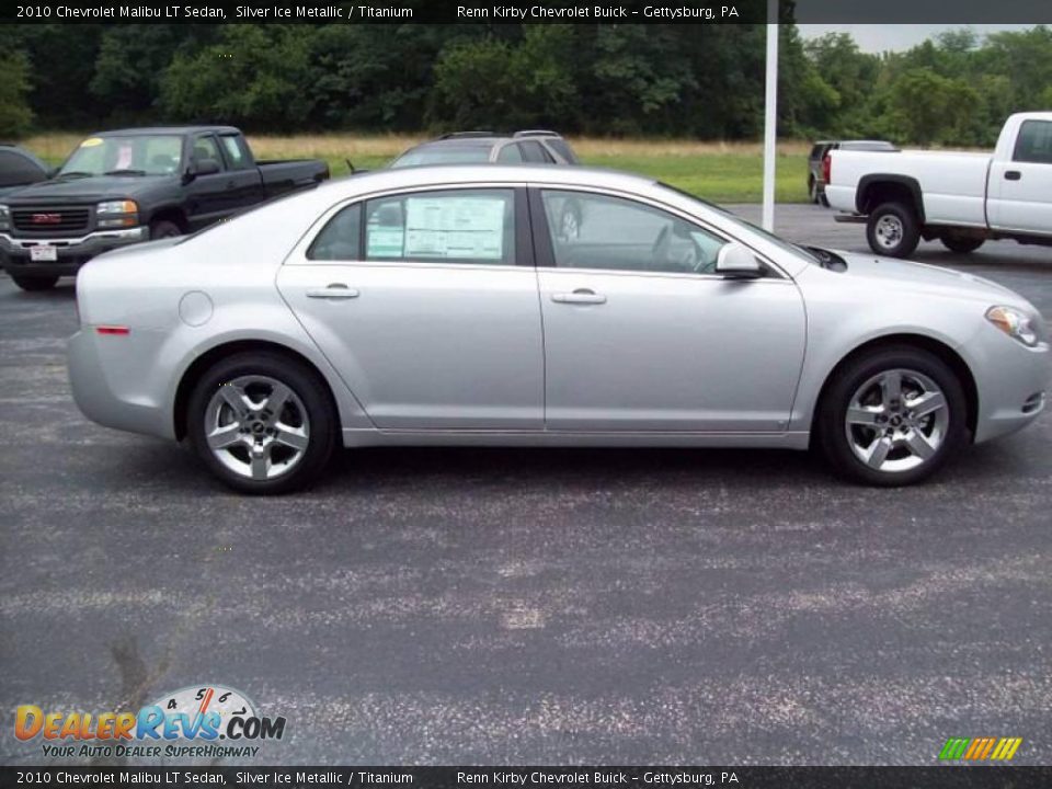 2010 Chevrolet Malibu LT Sedan Silver Ice Metallic / Titanium Photo #5