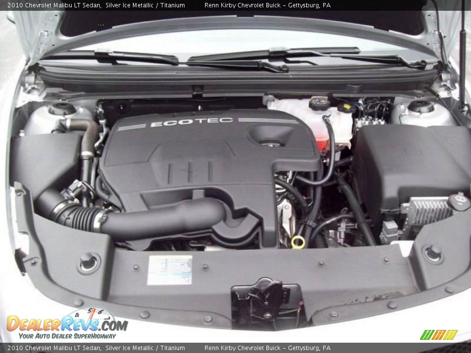 2010 Chevrolet Malibu LT Sedan Silver Ice Metallic / Titanium Photo #9