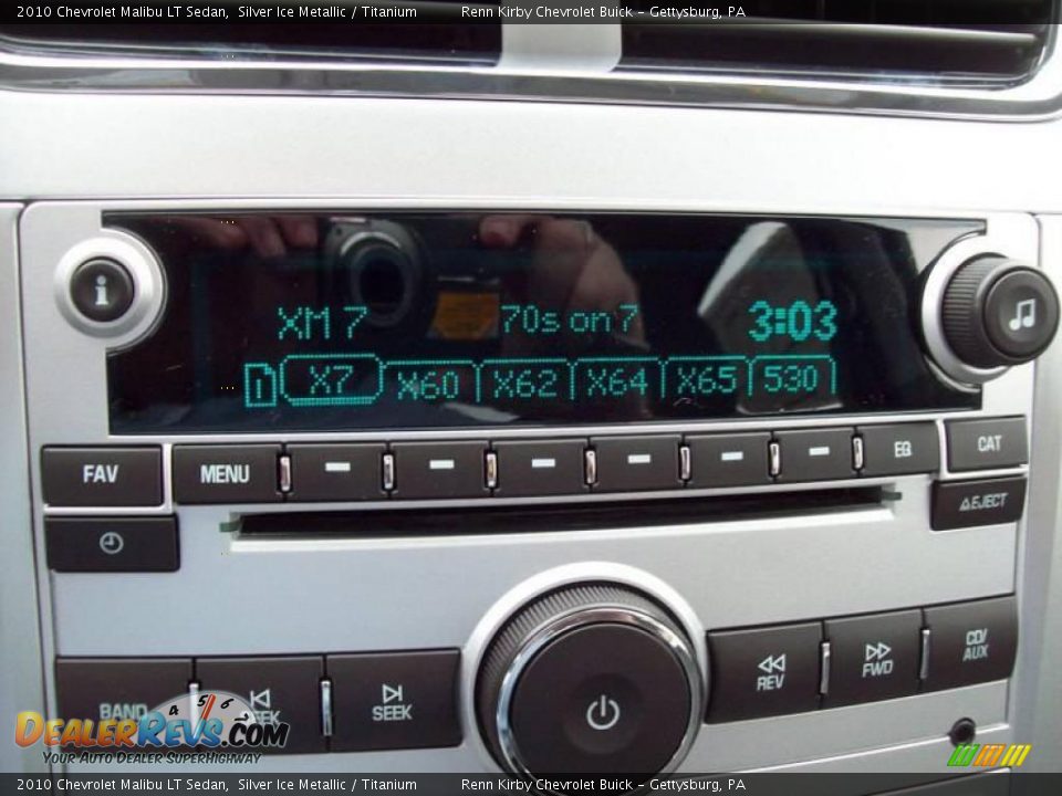 2010 Chevrolet Malibu LT Sedan Silver Ice Metallic / Titanium Photo #18