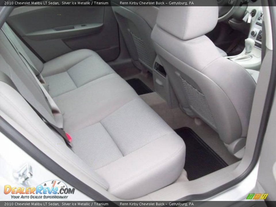 2010 Chevrolet Malibu LT Sedan Silver Ice Metallic / Titanium Photo #22