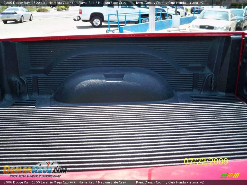 2006 Dodge Ram 1500 Laramie Mega Cab 4x4 Flame Red / Medium Slate Gray Photo #3