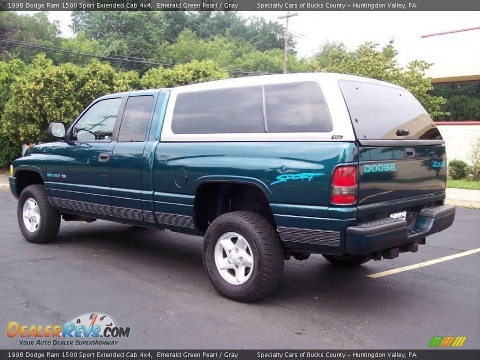 1998 Dodge Ram 1500 Sport Extended Cab 4x4 Emerald Green Pearl / Gray Photo #8